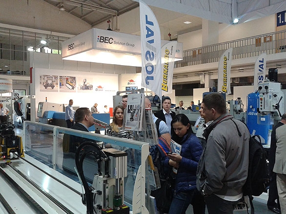 machtool_29.jpg machtool_29.jpg